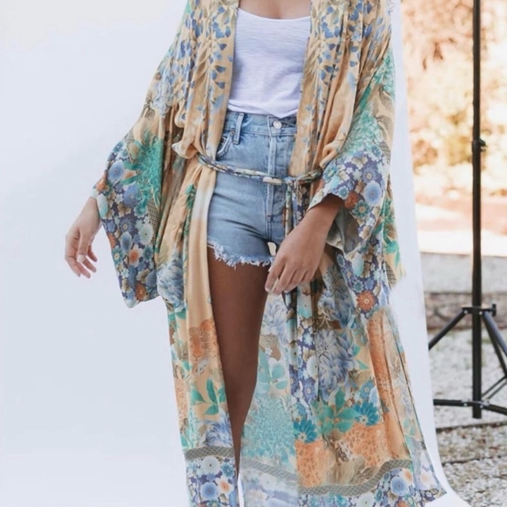 Spell and The Gypsy Willow Kimono Robe
